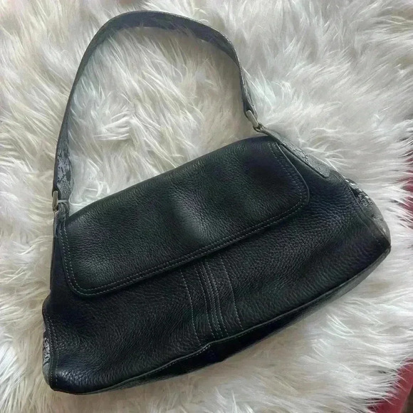 Kenneth Cole Black Leather Hobo Bag with Snake Embossed Details y2k - Picture 8 of 16